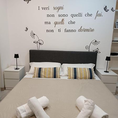 Studio Metro Bologna Рим Екстериор снимка