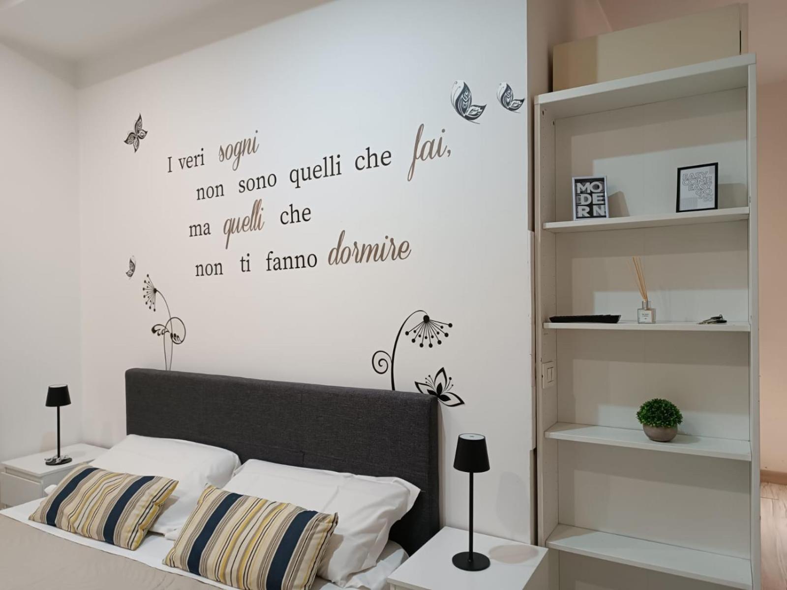 Studio Metro Bologna Рим Екстериор снимка